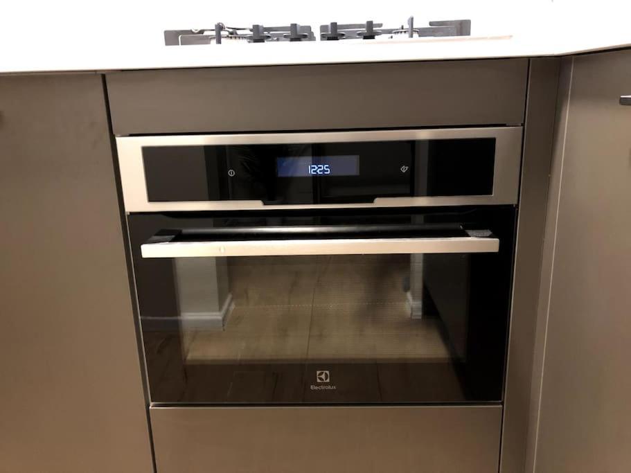 Elegante Appartamento Milano Linate Bagian luar foto